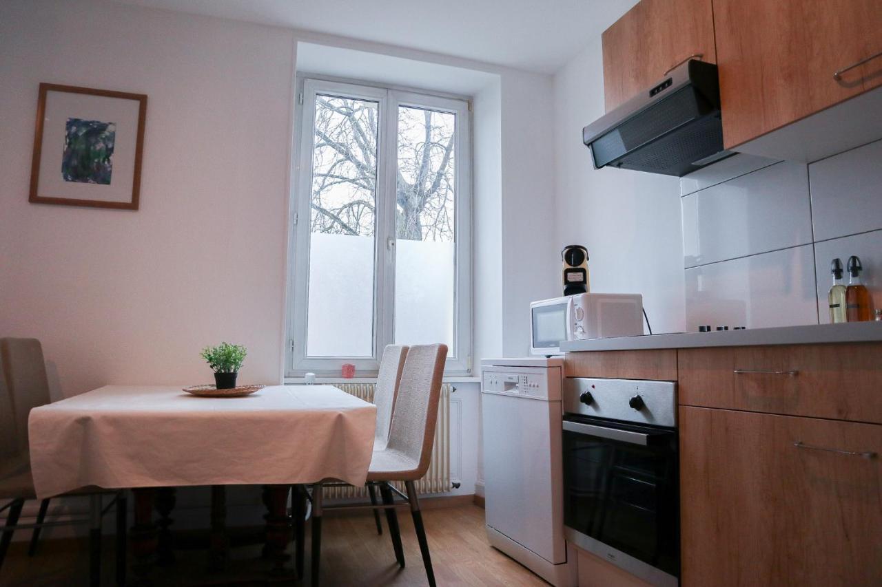 Appartement Entier, Proche Tram-Train Et Commodites, Parking Gratuit ミュルーズ エクステリア 写真
